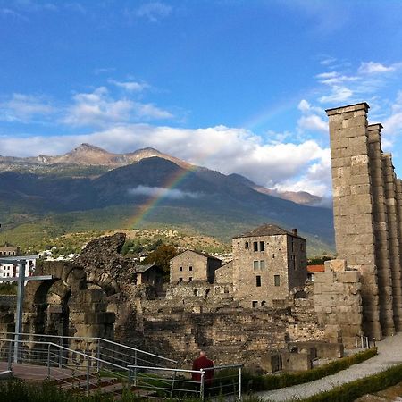 Maison Bibian Lägenhet Aosta Exteriör bild